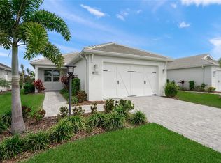 8160 Sternway Rd, Sarasota, FL 34240