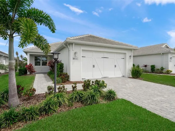 8160 Sternway Rd, Sarasota, FL 34240