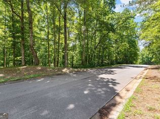 35 Longwood Ln, Newnan, GA 30263