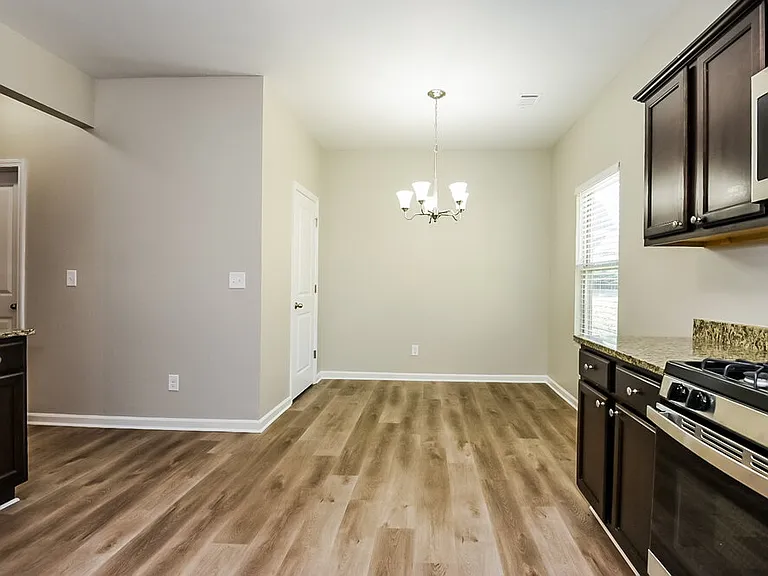 3517 Mica Cir SE — Photo 7
