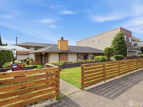 2510 Rucker Avenue #2, Everett, WA 98201