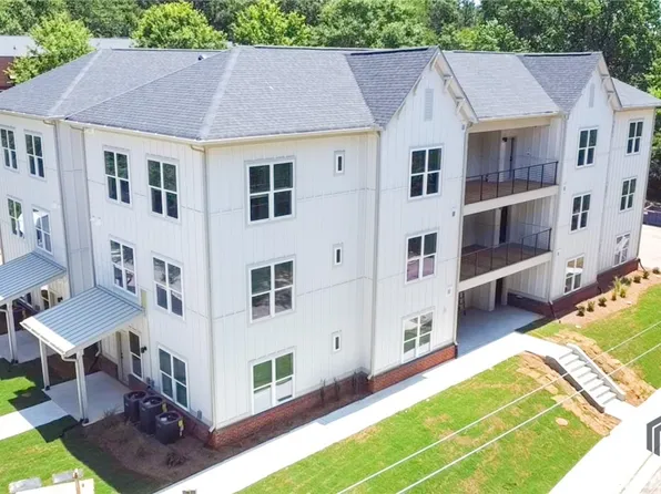 240 Martha Dr #120, Athens, GA 30606