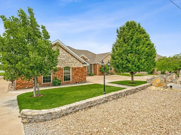 641 Comanche Lake Rd, Comanche, TX 76442