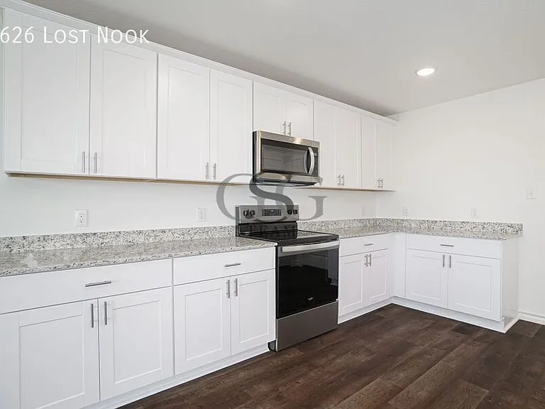 1626 Lost Nook — Photo 8