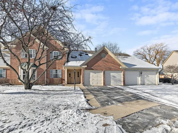 4 Aberdeen Ct Unit Z1, Schaumburg, IL 60194