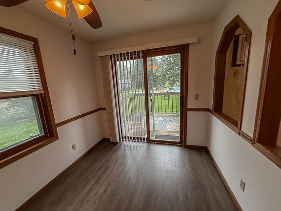 5th image of 653 Galena Ct