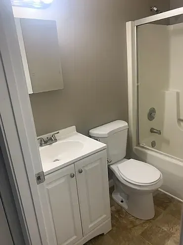 419 E Water St #A — Photo 5