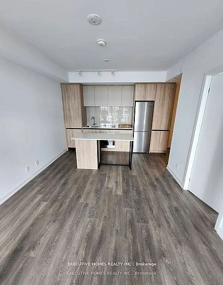 7950 Bathurst St #1124-A — Photo 4