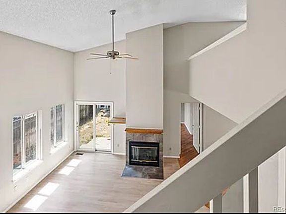 4th image of 8847 Cloverleaf Cir