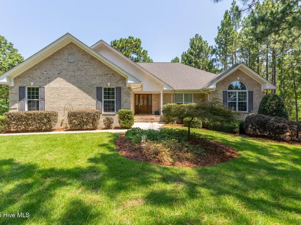 113 Dubose Drive, West End, NC 27376