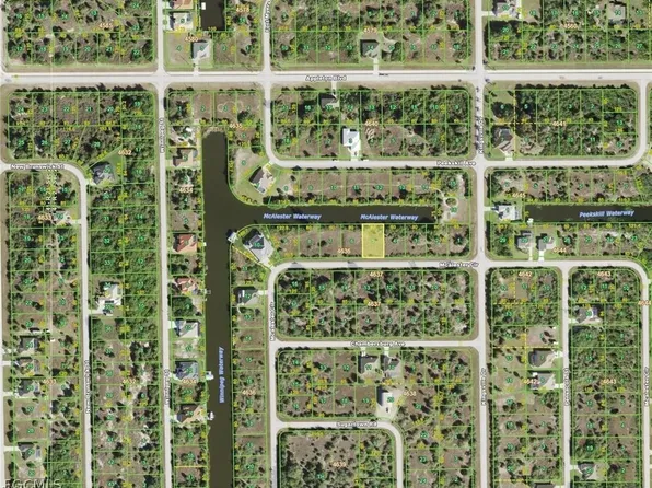 10884 McAlester Cir, Port Charlotte, FL 33981