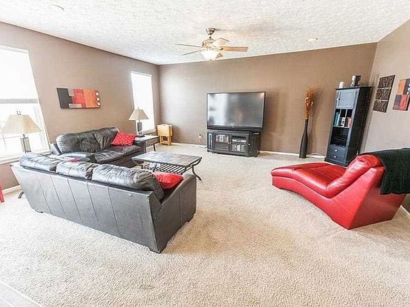 4th image of 14404 Sherbrooke Dr