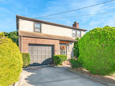 1427 Washington Avenue, Seaford, NY, 11783
