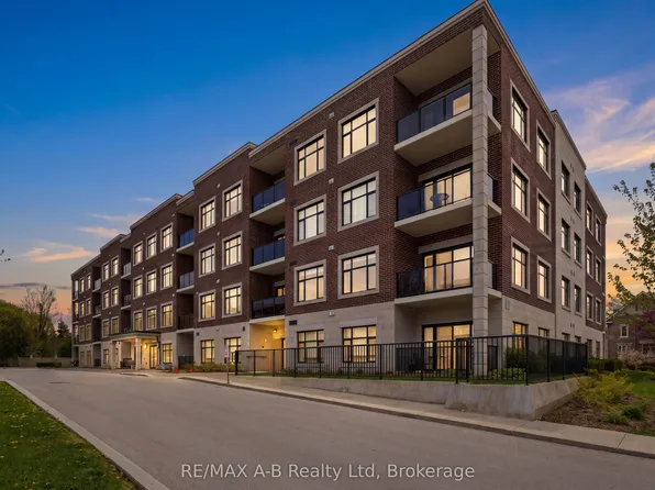 235 John St N #208, Stratford, ON N5A 0H9