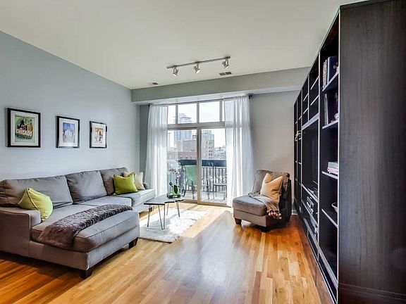 3rd image of 1935 S Archer Ave APT 522
