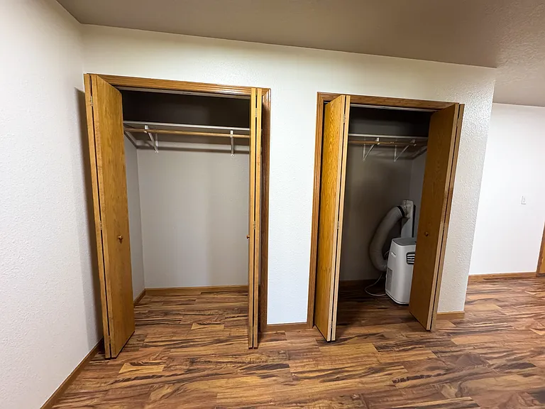 117 W Main St — Photo 12