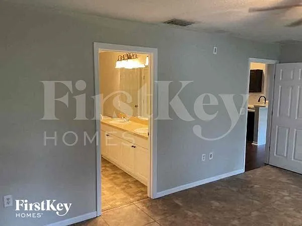 3102 Lucaya Ave — Photo 8