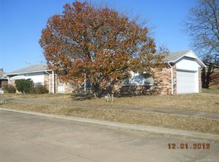 1515 E 11th St, Pawhuska, OK 74056