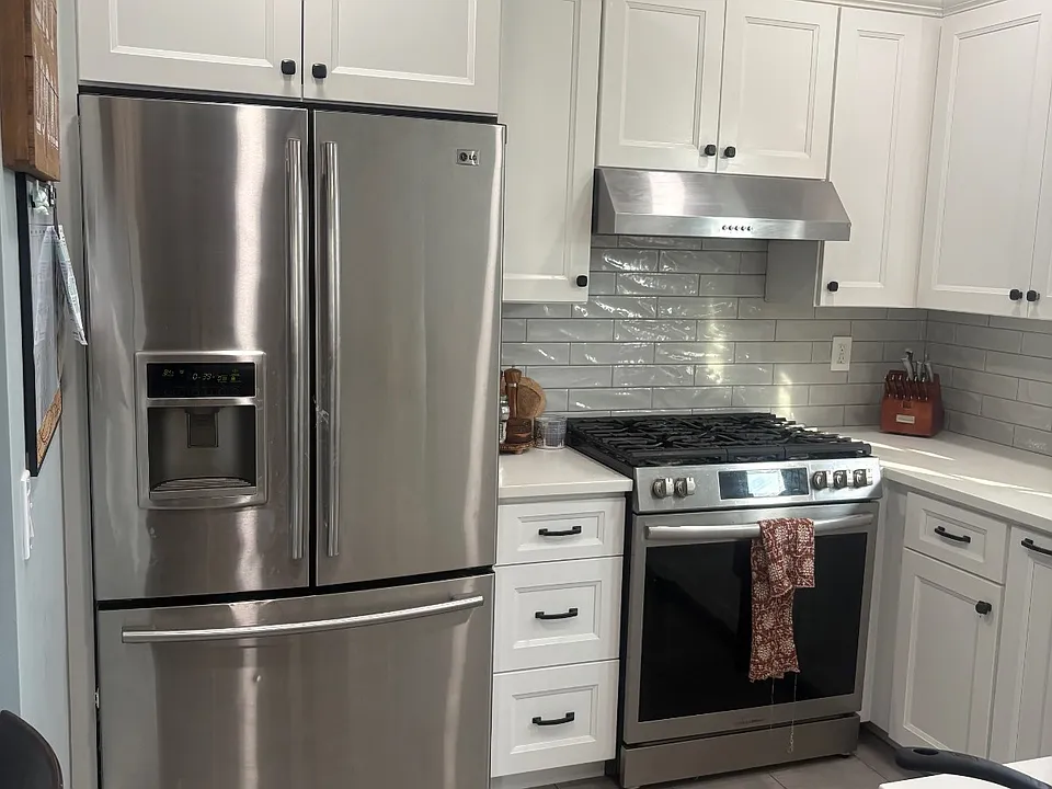 34 McLean Ave #2