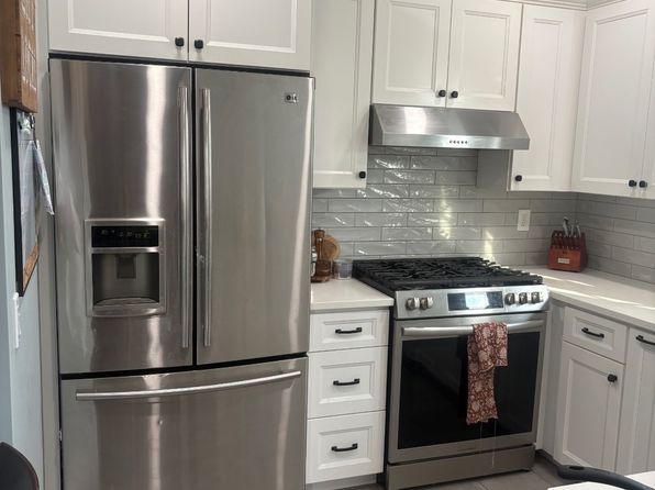 34 McLean Ave Floor 2
