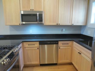 1782 W 44th St, Cleveland, OH 44113