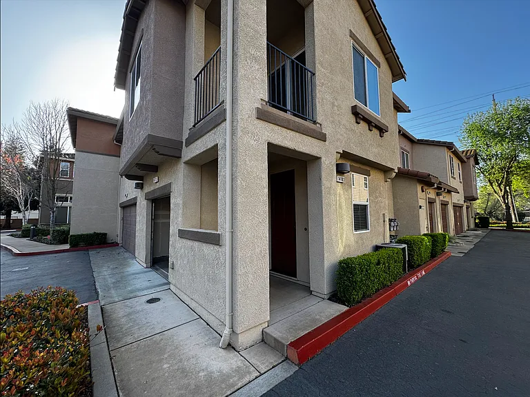 2580 W El Camino Ave #14103 — Photo 7