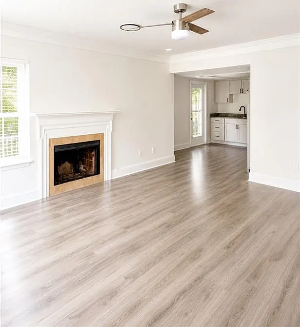 3 bed, 2.5 bath, 1536 sqft, $2,100 — Photo 3