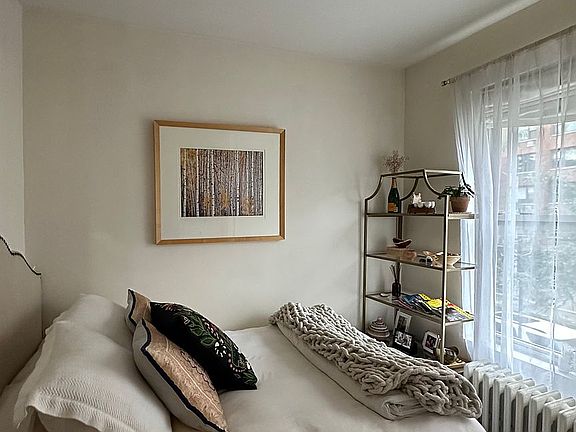 3rd image of 50 Horatio St APT 3