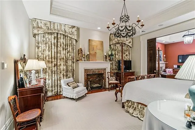 1404 Prytania St #E1 — Photo 18
