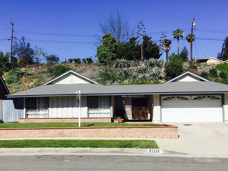 1st image of 21519 Lost River Dr