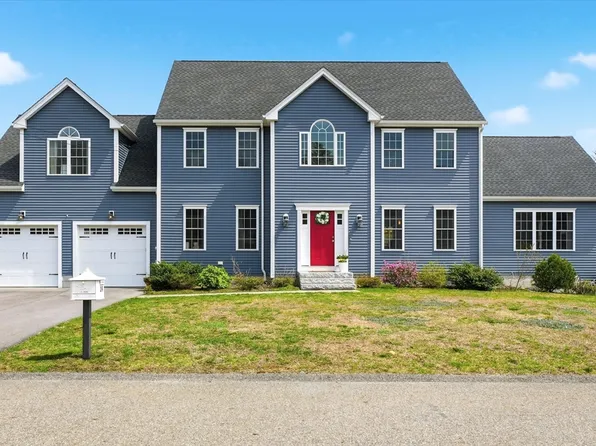 39 Iadarola Ave, Milford, MA 01757