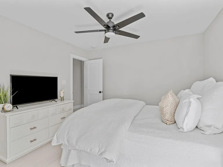 3513 Brook Dr — Photo 25