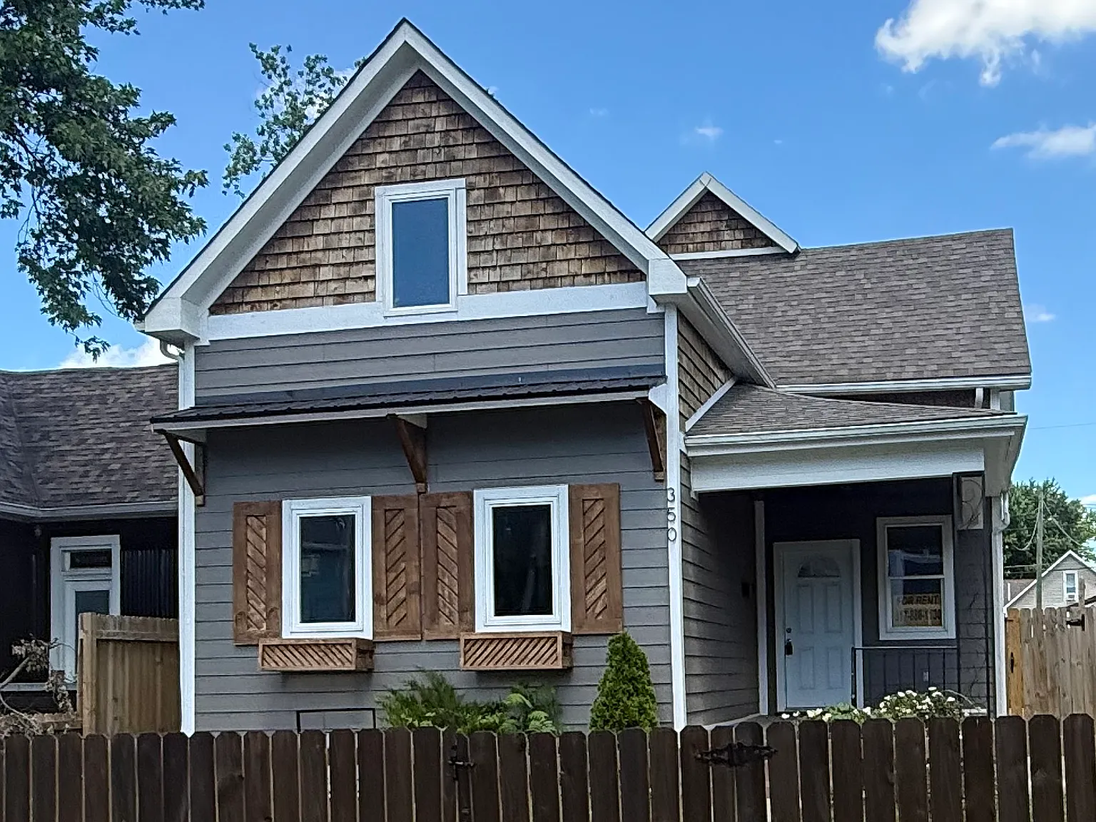 4 bed, 2.5 bath, 2400 sqft, $2,800 — Photo 2