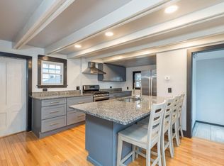 21 Union St #B, Portsmouth, NH 03801