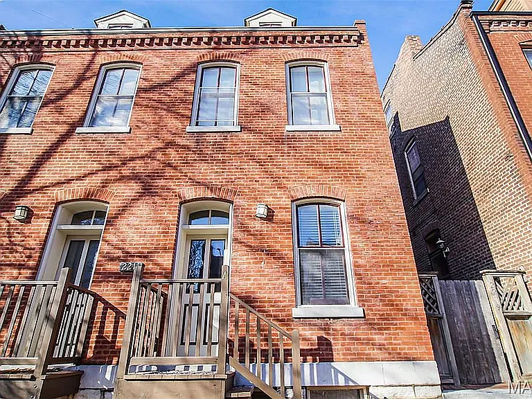 2211 Menard St #A — Photo 13