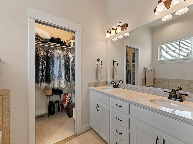 2443 Trio Falls Dr — Photo 15