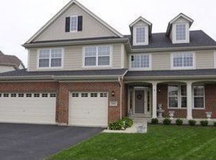 186 Colonial Dr, Vernon Hills, IL 60061