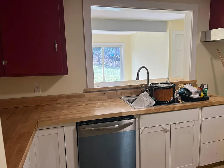 181 Lyman Ave #A — Photo 8