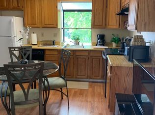 18593 Carlwyn Dr, Castro Valley, CA 94546