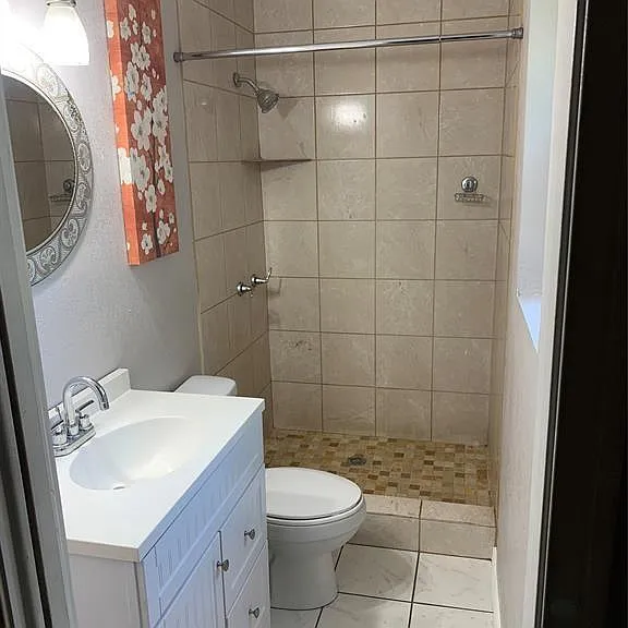 114 Barbara Way — Photo 4