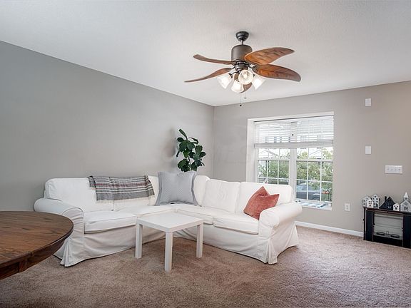 4th image of 5297 Royal Arch Cascade Dr