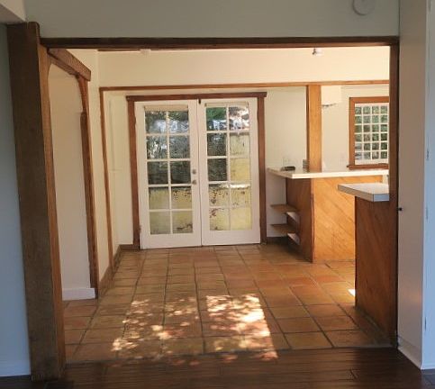 2nd image of 1634 Landa St #B