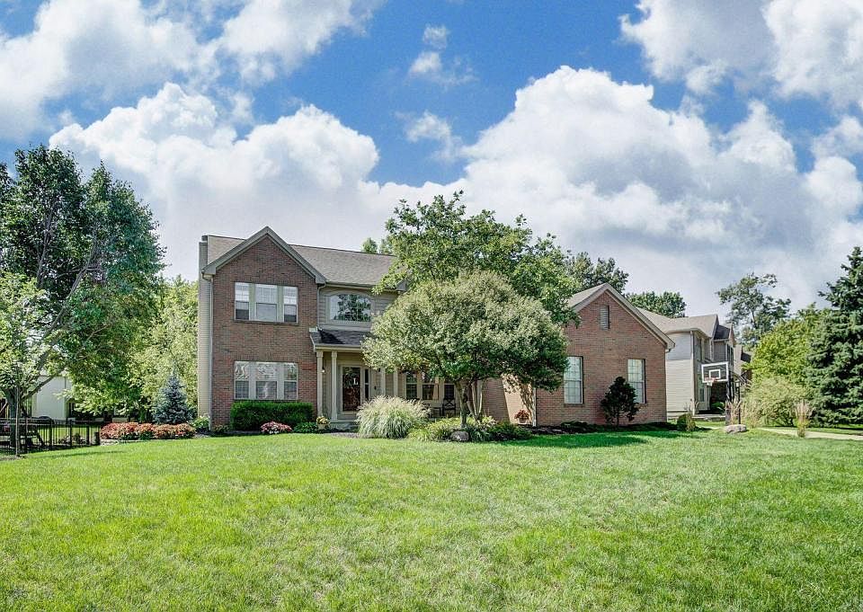 1st image of 4655 Huntwicke Dr