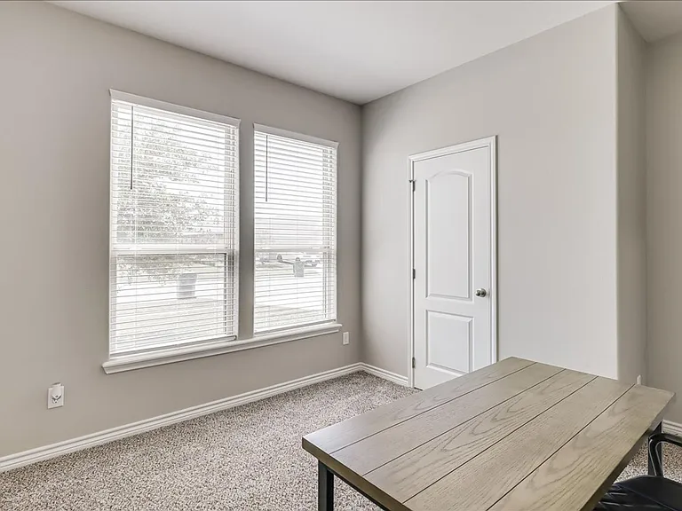 7610 Quartz Dr — Photo 27
