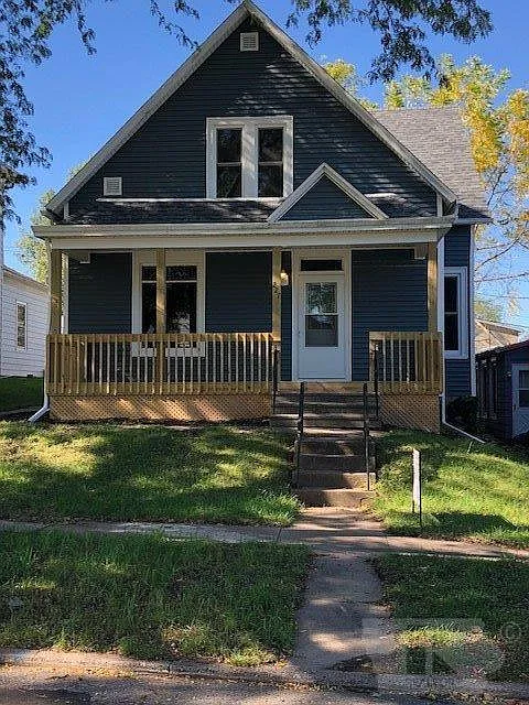 227 S 9th St photo 1
