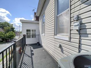 13 Washington Pl, Garfield, NJ 07026