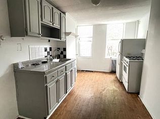 323 Stagg St APT 2R, Brooklyn, NY 11206