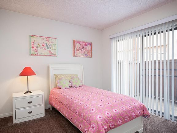 4th image of 16251 Woodruff Ave #647ca4123
