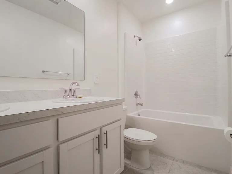 2061 SE Mantua St — Photo 19