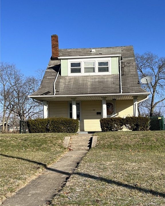 2nd image of 605 14th Ave